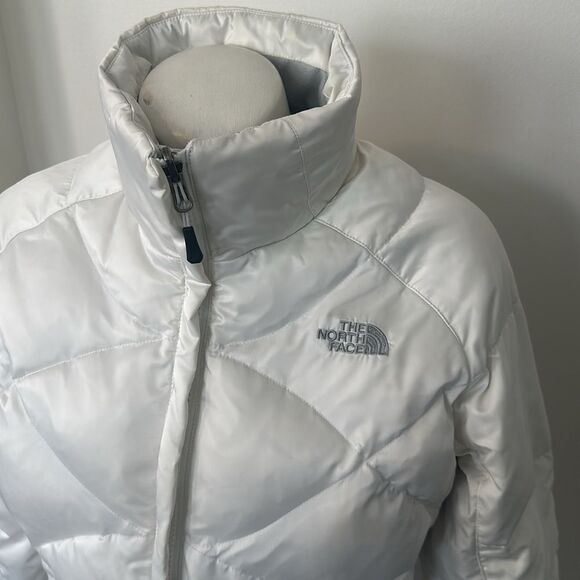 The North Face 550 Goose Down Quilted Puffer Jacket M - Picture 2 of 10